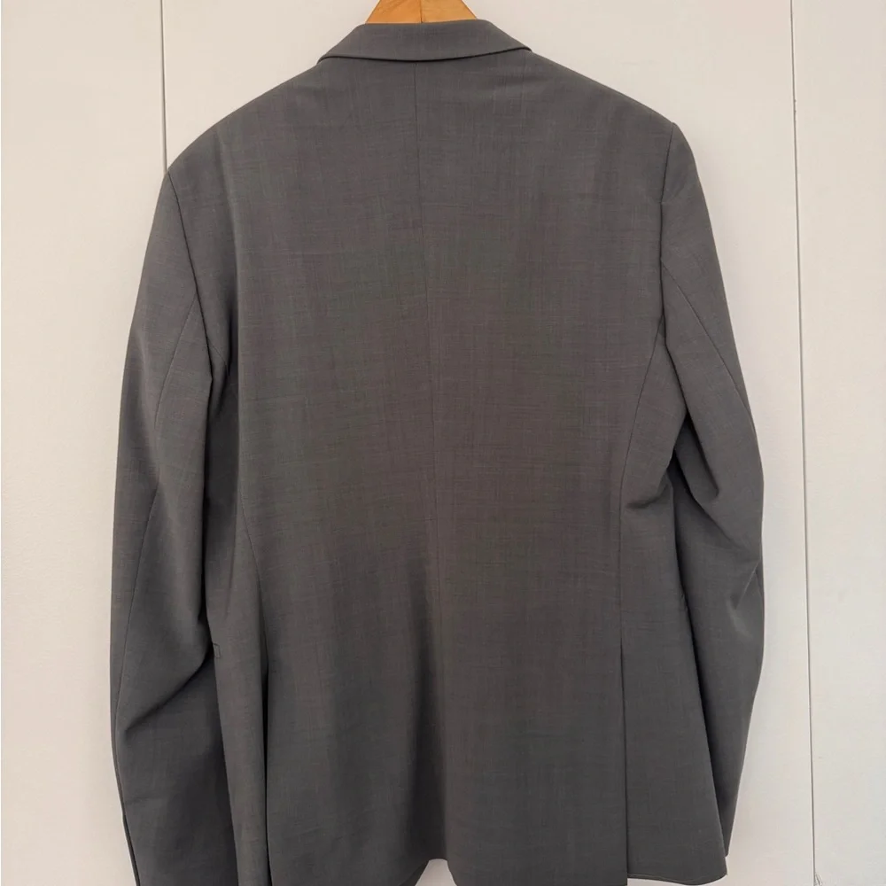 Zara Men's Gray Two-Piece Suit Jacket & Pants